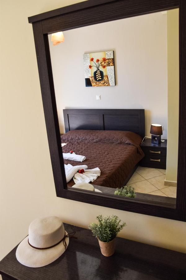 Rubini Homes Agia Marina  Luaran gambar