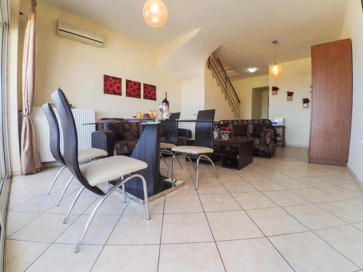 Rubini Homes Agia Marina  Luaran gambar