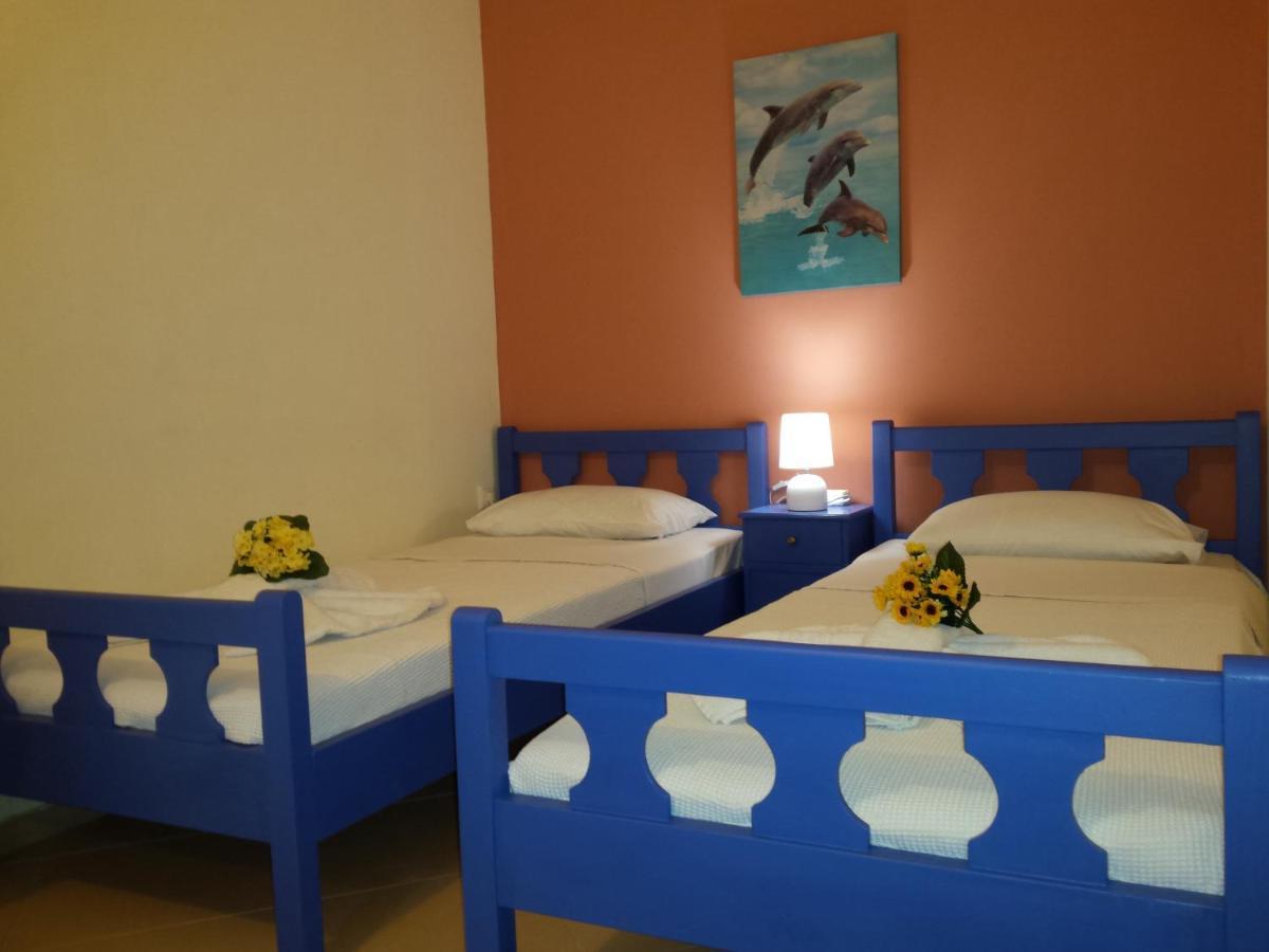 Rubini Homes Agia Marina  Luaran gambar