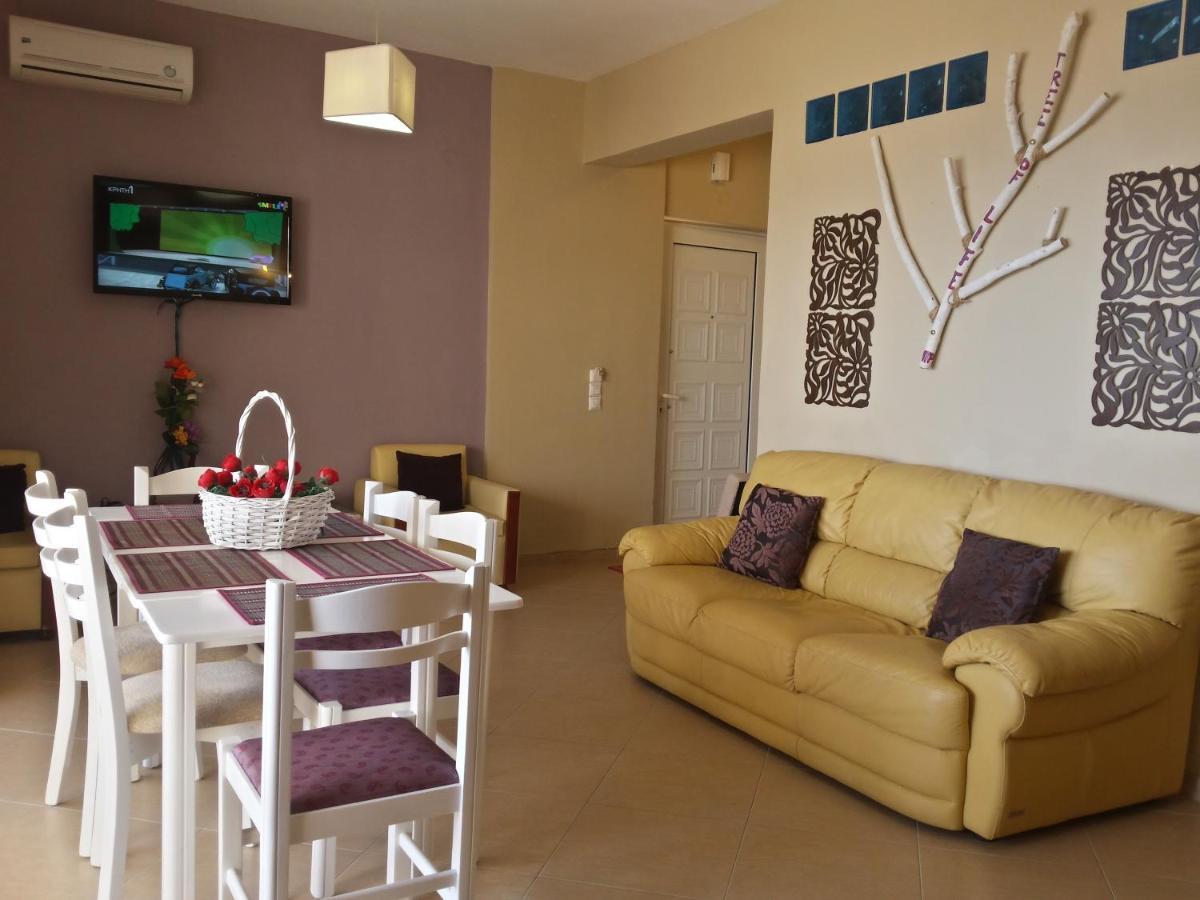 Rubini Homes Agia Marina  Luaran gambar